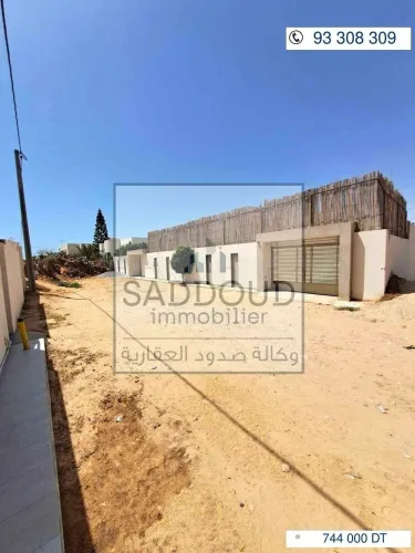 Terrain à vendre 3393 m² rectangulaire à route Manzel Chaker km 3.5, à gauche