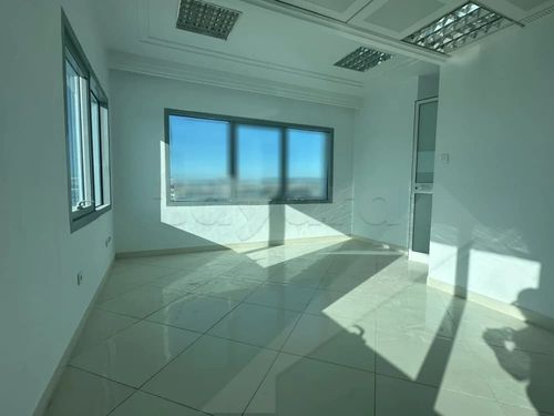 Bureau de 257m² au Lac1