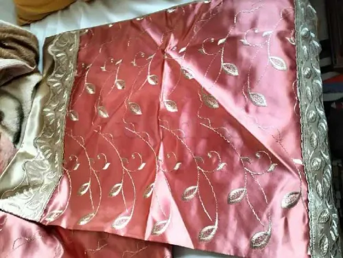 couvre lit satin neuf 2 places