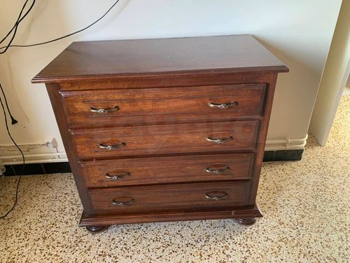 Chambre a coucher bois de qualité état impeccable