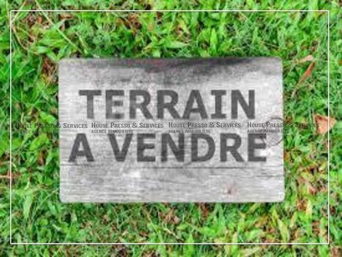 Des terrains vue de mer