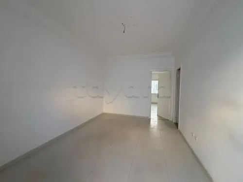 Bureau A4 à Montplaisir