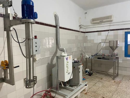 Equipement de fabrication de jus