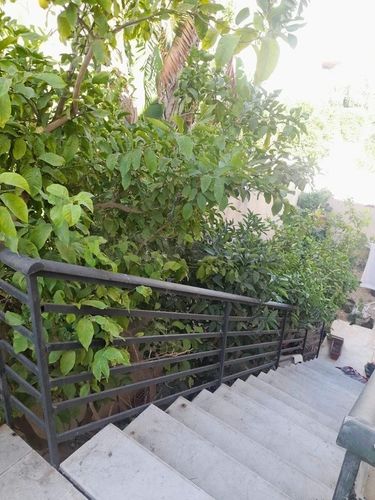 etage de villa s plus 3 semi meublé a ennasr 2 wb4268