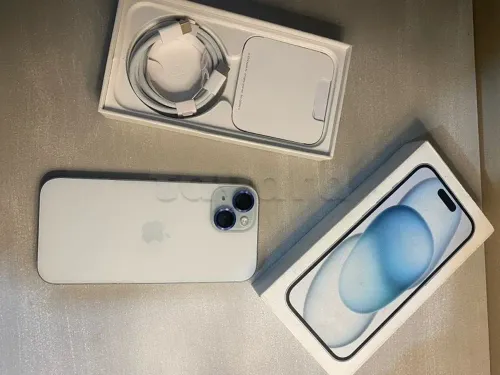 Iphone 15  Batterie 89%