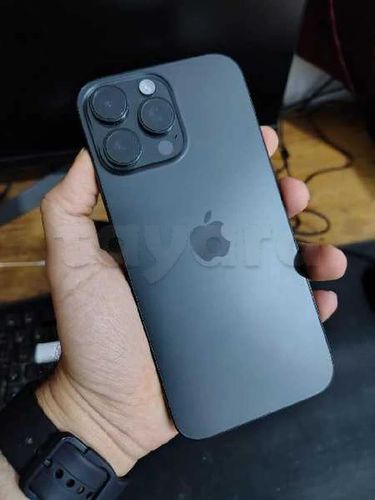 IPhone 16 pro max 256g batterie 92%