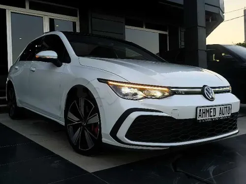 VOLKSWAGEN GOLF 8 GTE 1.4L