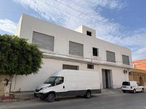 للكرء فضاء مفتوح 400م2 بالجم 54013252