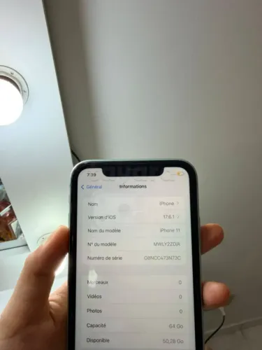 IPhone 11 très bon état