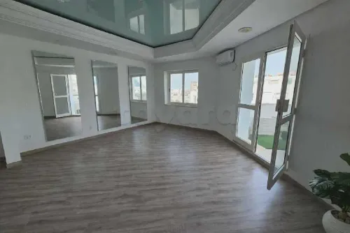 📍 LES BERGES DU LAC 1 – BUREAU  À VENDRE