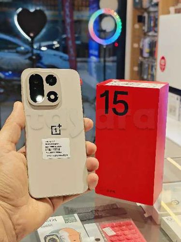 One Plus 15 256Go