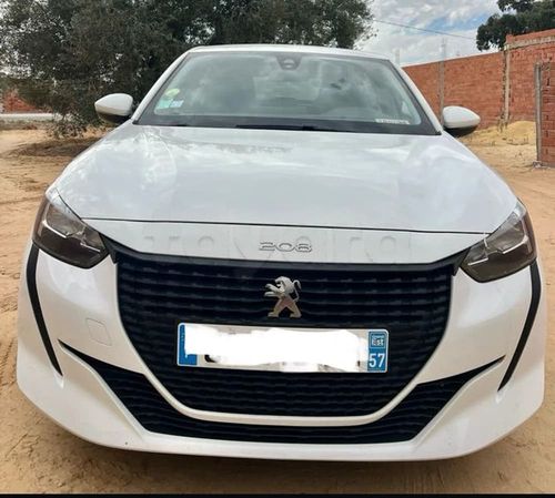 Peugeot 208 🇫🇷🇫🇷