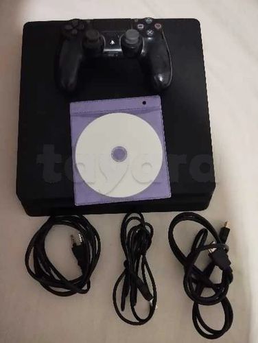 PS4 slim patché à vendre