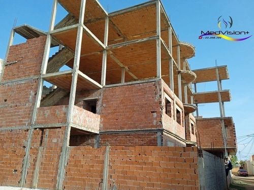 👉  Quadriplex inachevé au Mnihla superieure