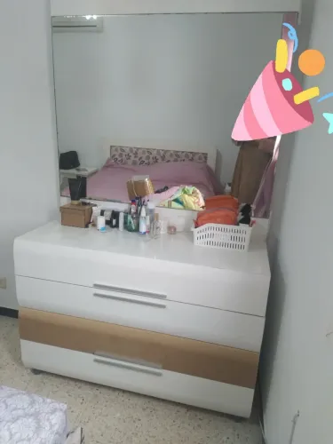 Coiffeuse en très bon état