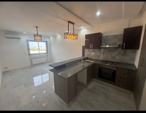 S+1 HTS l aouina soukra avec place de parking sous sol