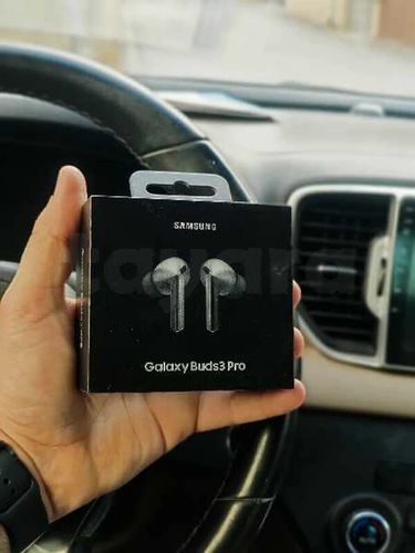 Samsung buds 3 pro Cacheté
