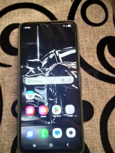 Samsung Galaxy A06 état neuf 128/4+4 RAM
