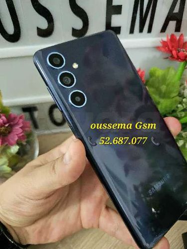 Samsung Galaxy F54 5G Meteor Blue (8/256Go) en parfaite état
Tél:52687077