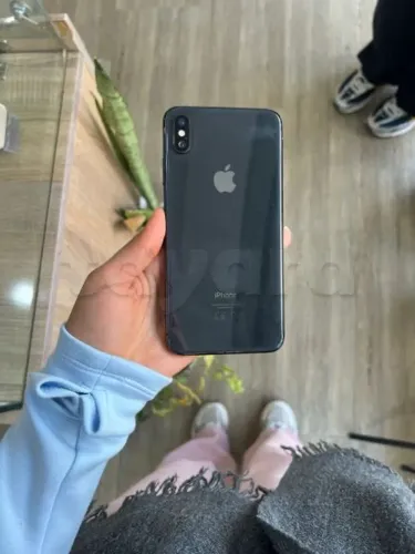 XS MAX BLACK