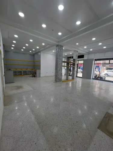 Centre ville à louer local com. 180 m²