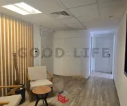 A vendre Bureau de Standing avec Terrasse de 46 m² aux Jardins de Carthage