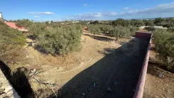 terrain 1470  a daroufa vu mer agreable