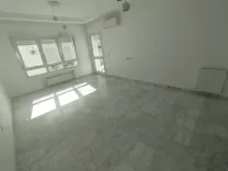 S3 haut standing a la soukra avec pkg sous sol