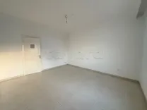 Bureau A4 à Montplaisir