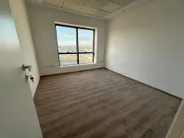 À LOUER – BUREAUX AU LAC 1