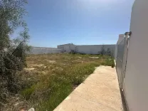 للبيع ارض مساحتها 860 متر مربع