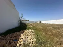 للبيع ارض مساحتها 860 متر مربع