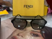 Lunette solaire FENDI