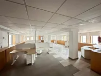 A louer immeuble 5 niv 3150 m² aux Berges Du Lac 2