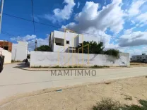 Villa à vendre à Raoued