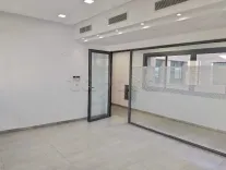 À louer Un Immeuble  au Lac 3