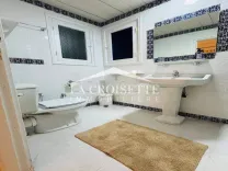 Appartement s3 meublé avec piscine à louer à La Marsa ZAL0490