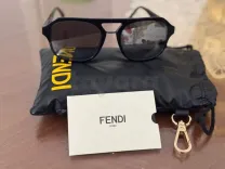 Lunette solaire FENDI