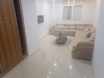 Appartement neuf très haut standing à louer pour courte durée.