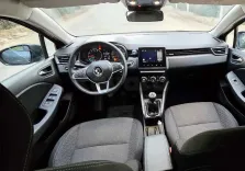 une belle  renault clio 5 essence full état trés neufff importée de allmagne fin serie 258