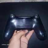 PS4 SLIM NON PATCHÉ AVEC DEUX MANÉTTES