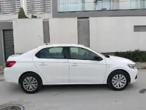 PEUGEOT 301 PREMIÈRE MAIN EN EXCELLENT ÉTAT BOÎTE MANUELLE