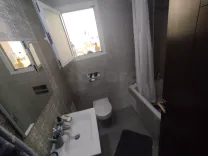 S2 haut standing casi neuf avec place de parking