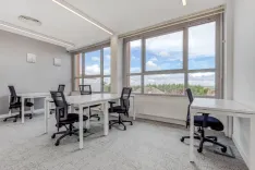 Espace de bureau privé pour 5 personnes à Tunis, Av. De La Monnaie