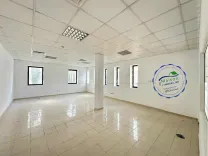 A louer immeuble 4000m² 55 pièces moderne au Lac 3