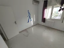 Un très bel S1 au lac avec deux places pkg ss