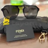 Lunette solaire FENDI