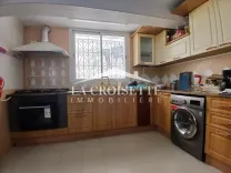 Rez-de-chaussée de villa s3 meublé à louer à La Marsa ZRCL0318