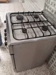 a vendre cuisinière 4 feux