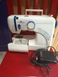 Machine à coudre Victoria 270E